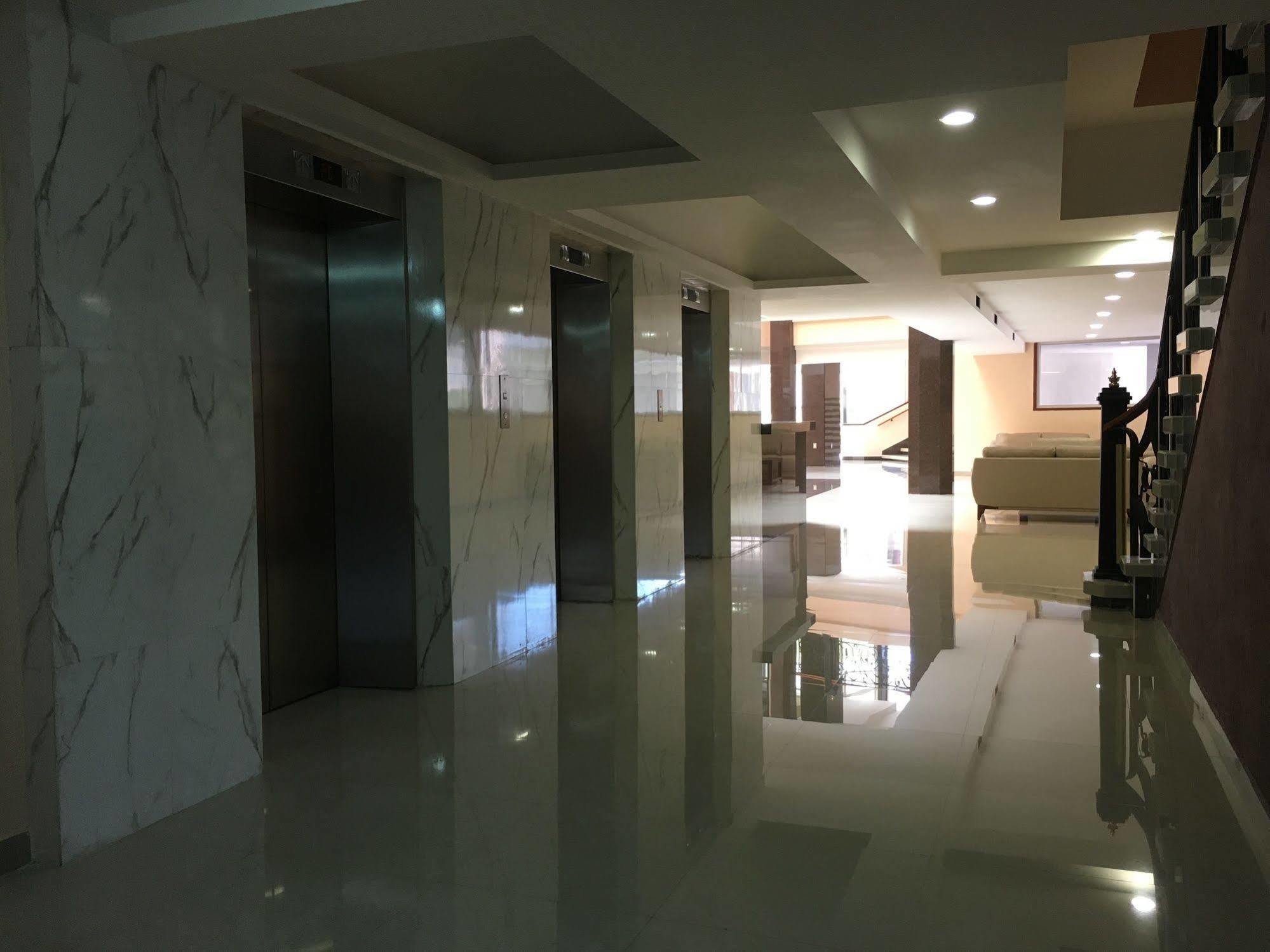 Hotel Real Plaza Aguascalientes Exterior foto